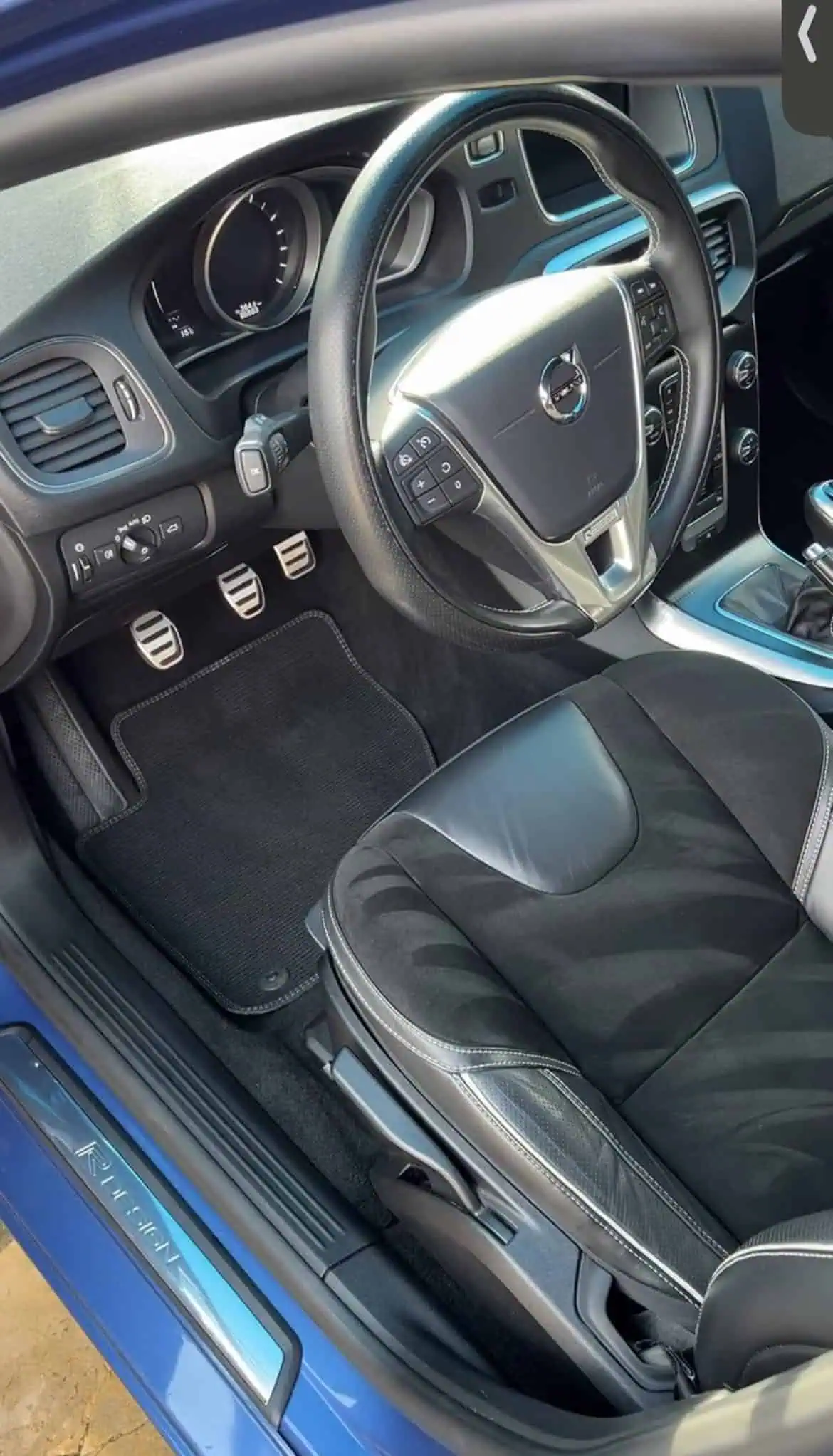 Nettoyage intérieur de voiture à domicile à Montpellier